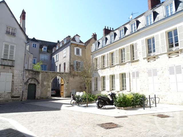 Appartement Studio à louer - 1 pièce - 25,22 m2 - Chartres - 28 - CENTRE