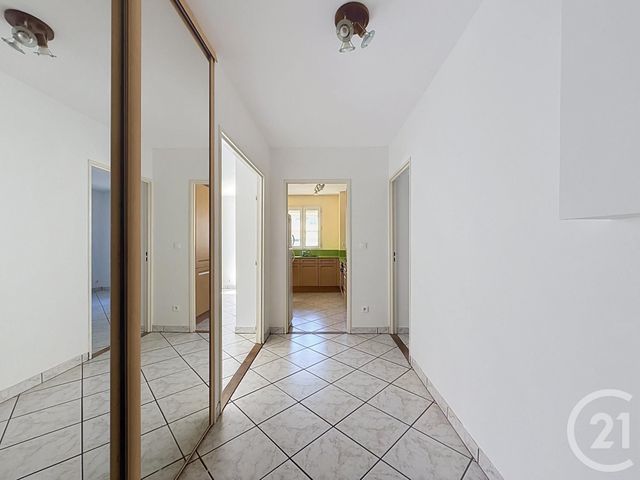 Appartement T4 &agrave; vendre - 4 pi&egrave;ces - 73,55 m2 - Chartres - 28 - CENTRE