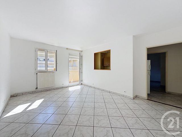 Appartement T4 &agrave; vendre - 4 pi&egrave;ces - 73,55 m2 - Chartres - 28 - CENTRE
