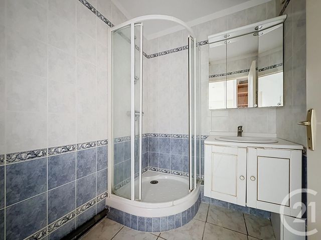 Appartement T4 &agrave; vendre - 4 pi&egrave;ces - 73,55 m2 - Chartres - 28 - CENTRE