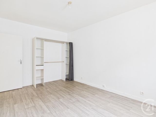 Appartement T4 à vendre - 3 pièces - 66,30 m2 - Chartres - 28 - CENTRE