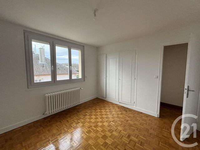 Maison à louer - 4 pièces - 82,50 m2 - Leves - 28 - CENTRE