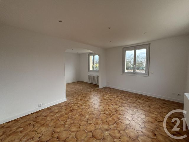 Maison à louer - 4 pièces - 82,50 m2 - Leves - 28 - CENTRE