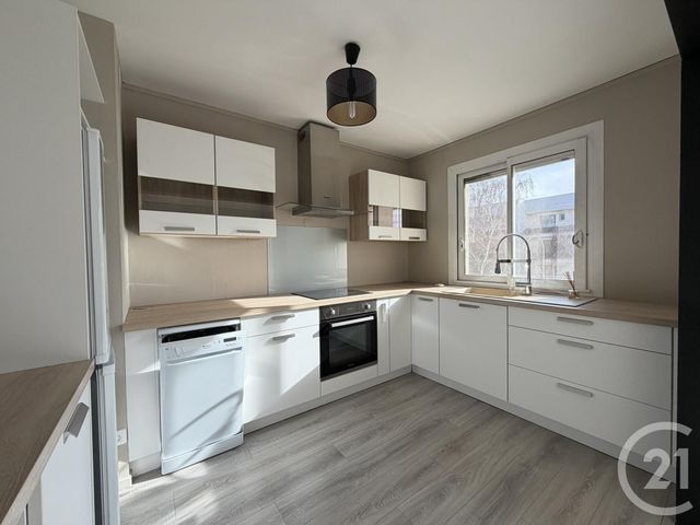 Appartement &agrave; louer - 2 pi&egrave;ces - 57,41 m2 - Chartres - 28 - CENTRE