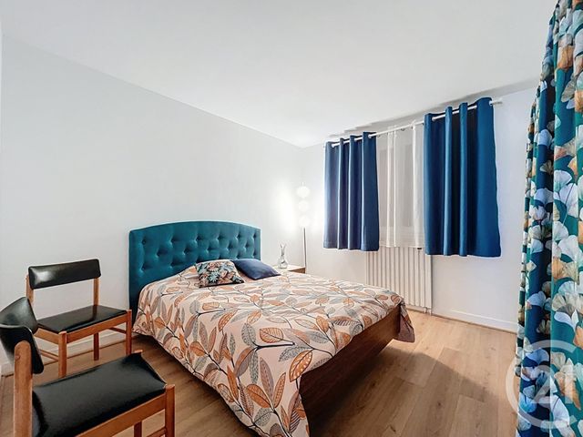 Appartement F4 à vendre - 4 pièces - 97,19 m2 - Chartres - 28 - CENTRE