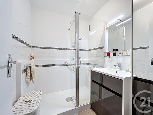 Appartement F4 à vendre - 4 pièces - 97,19 m2 - Chartres - 28 - CENTRE