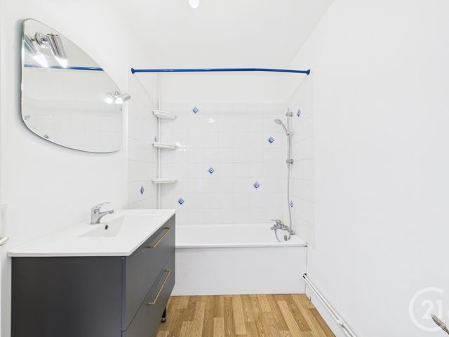 Appartement F2 à vendre - 2 pièces - 43,40 m2 - Chartres - 28 - CENTRE