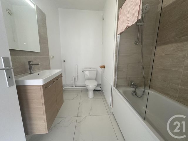 Appartement F2 &agrave; louer - 2 pi&egrave;ces - 45,91 m2 - Chartres - 28 - CENTRE
