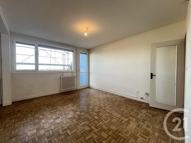 Appartement F3 à vendre - 3 pièces - 64 m2 - Chartres - 28 - CENTRE