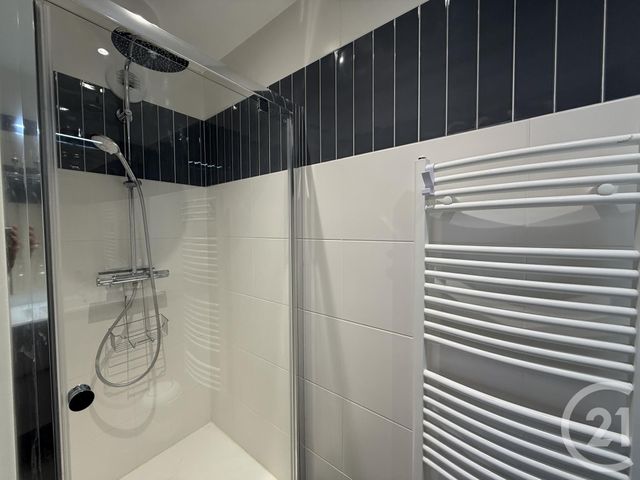 Appartement F4 à louer - 4 pièces - 82,90 m2 - Chartres - 28 - CENTRE