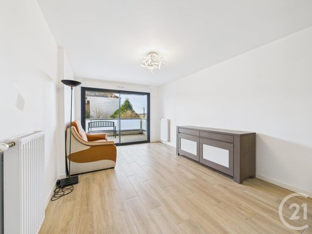 Appartement F3 à vendre - 3 pièces - 64,10 m2 - Chartres - 28 - CENTRE