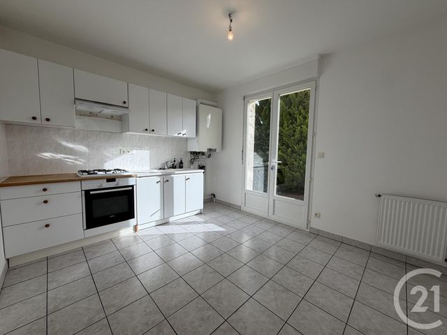 Maison &agrave; louer - 4 pi&egrave;ces - 108,33 m2 - Chartres - 28 - CENTRE