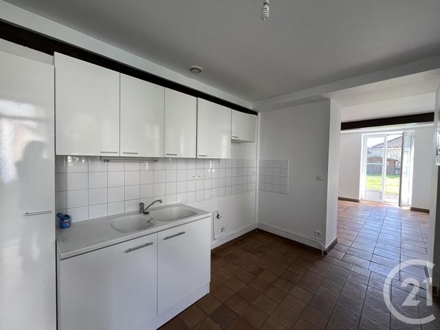 Appartement F2 &agrave; louer - 2 pi&egrave;ces - 56,86 m2 - Chartres - 28 - CENTRE