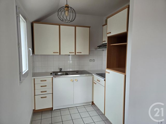 Appartement T2 &agrave; louer - 2 pi&egrave;ces - 44,62 m2 - Chartres - 28 - CENTRE