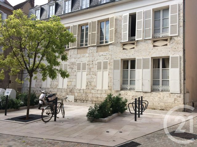 Appartement F2 &agrave; louer - 2 pi&egrave;ces - 48,52 m2 - Chartres - 28 - CENTRE