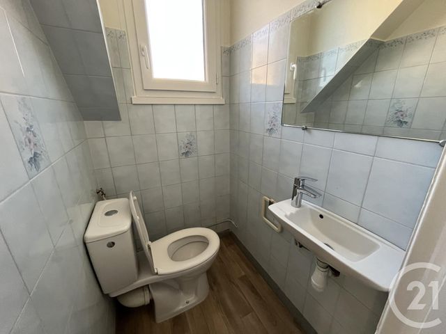 Maison &agrave; louer - 5 pi&egrave;ces - 104,77 m2 - Chartres - 28 - CENTRE