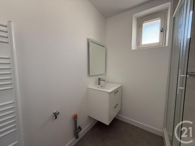 Appartement F3 &agrave; louer - 2 pi&egrave;ces - 45 m2 - Chartres - 28 - CENTRE