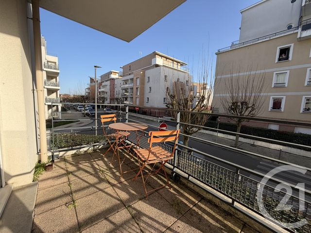 Appartement F2 &agrave; louer - 2 pi&egrave;ces - 55,91 m2 - Luce - 28 - CENTRE