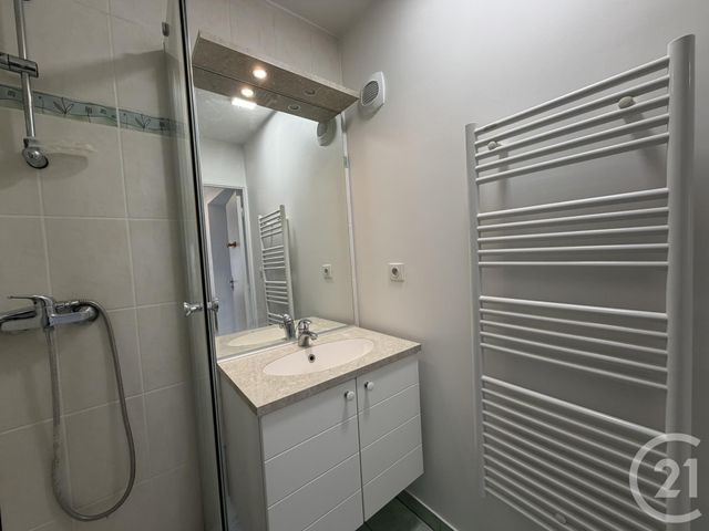 Appartement F2 &agrave; louer - 2 pi&egrave;ces - 55,91 m2 - Luce - 28 - CENTRE