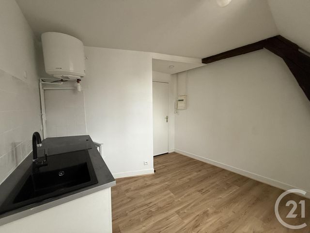 Appartement Studio &agrave; louer - 1 pi&egrave;ce - 11,06 m2 - Chartres - 28 - CENTRE