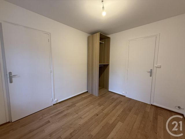 Appartement F3 &agrave; louer - 3 pi&egrave;ces - 59,59 m2 - Chartres - 28 - CENTRE