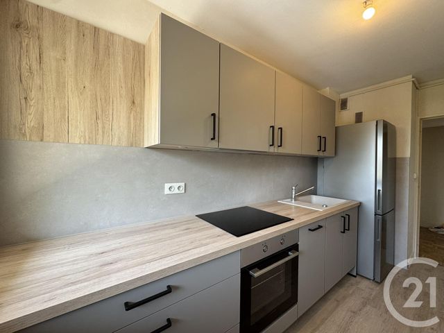 Appartement F3 &agrave; louer - 3 pi&egrave;ces - 56,91 m2 - Chartres - 28 - CENTRE