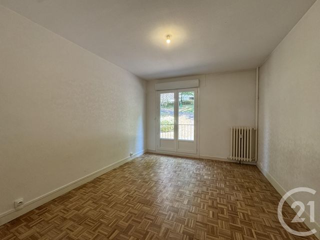 Appartement F3 &agrave; louer - 3 pi&egrave;ces - 56,91 m2 - Chartres - 28 - CENTRE