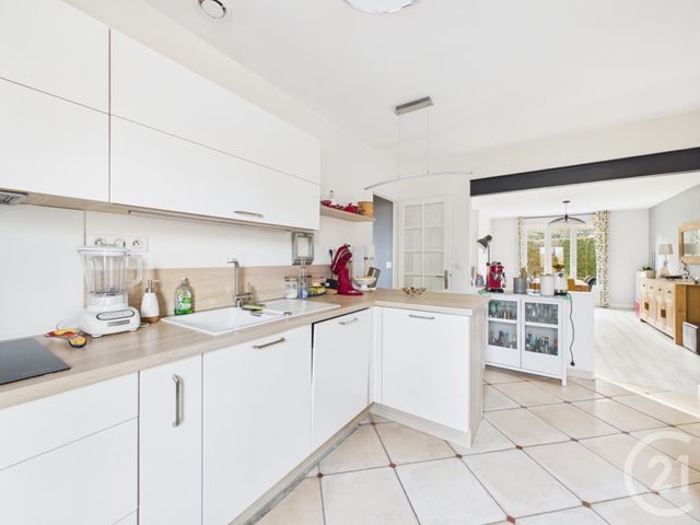 Maison &agrave; vendre - 4 pi&egrave;ces - 122 m2 - Barjouville - 28 - CENTRE