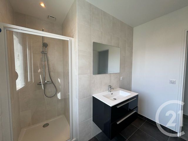 Maison &agrave; louer - 4 pi&egrave;ces - 71,93 m2 - Chartres - 28 - CENTRE