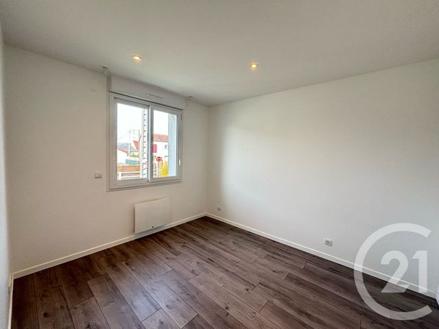 Maison &agrave; louer - 4 pi&egrave;ces - 71,93 m2 - Chartres - 28 - CENTRE