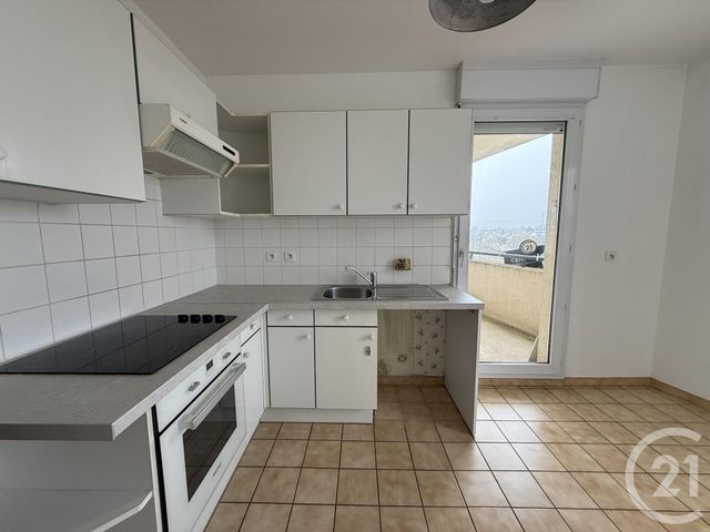 Appartement F3 &agrave; louer - 3 pi&egrave;ces - 72,57 m2 - Chartres - 28 - CENTRE