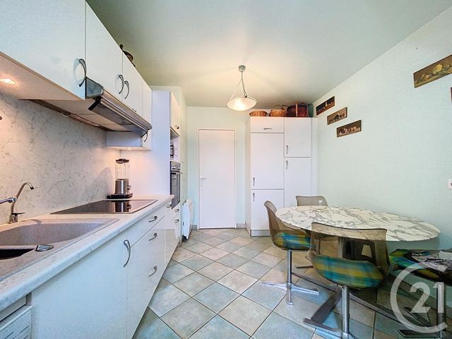 Appartement &agrave; vendre - 6 pi&egrave;ces - 141,84 m2 - Chartres - 28 - CENTRE