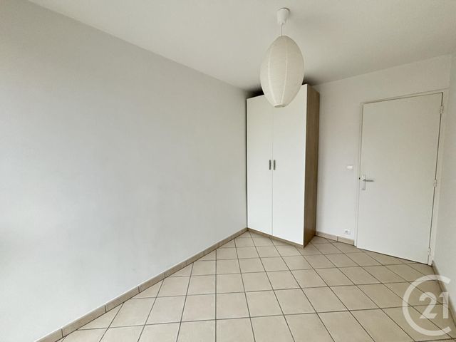 Appartement F2 &agrave; louer - 2 pi&egrave;ces - 51,89 m2 - Chartres - 28 - CENTRE