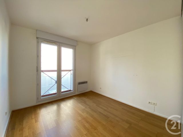 Appartement F3 &agrave; louer - 3 pi&egrave;ces - 68,28 m2 - Chartres - 28 - CENTRE