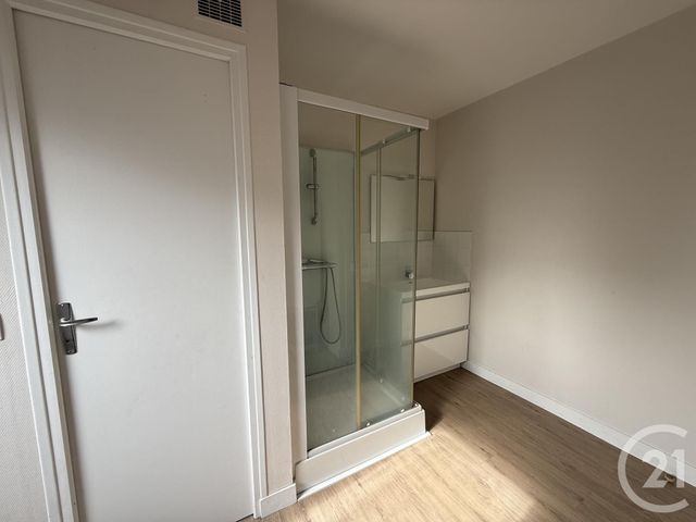 Appartement F2 &agrave; louer - 2 pi&egrave;ces - 31,86 m2 - Chartres - 28 - CENTRE