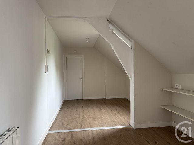 Appartement F1 &agrave; louer - 1 pi&egrave;ce - 31,86 m2 - Chartres - 28 - CENTRE