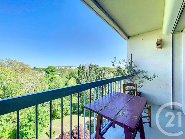 Appartement F5 &agrave; louer - 5 pi&egrave;ces - 100,79 m2 - Chartres - 28 - CENTRE