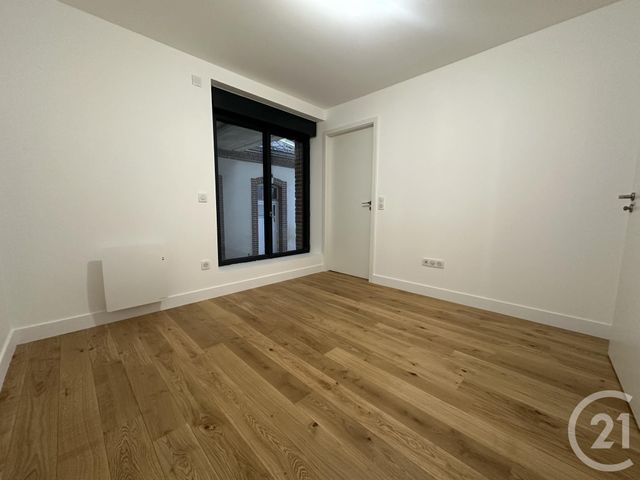Appartement F2 &agrave; louer - 2 pi&egrave;ces - 42,75 m2 - Chartres - 28 - CENTRE