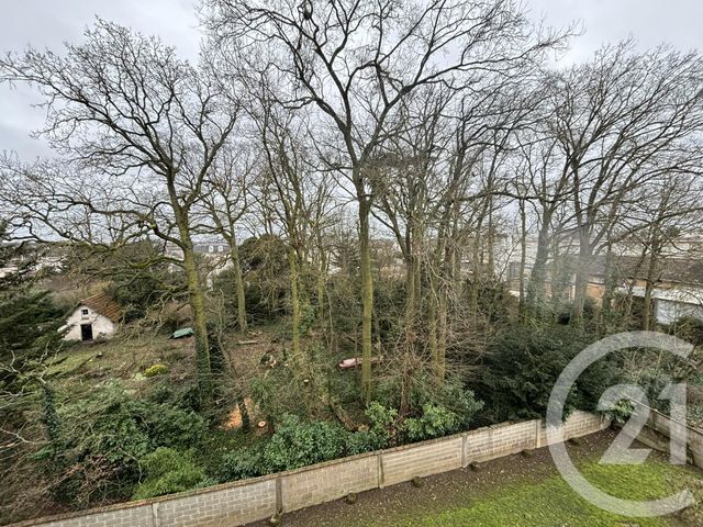 Appartement F2 &agrave; louer - 2 pi&egrave;ces - 46,50 m2 - Chartres - 28 - CENTRE