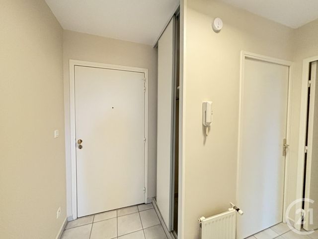 Appartement F2 &agrave; louer - 2 pi&egrave;ces - 46,50 m2 - Chartres - 28 - CENTRE