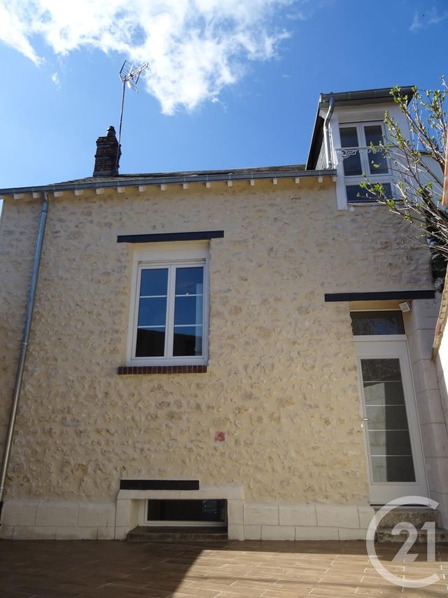 Maison &agrave; louer - 4 pi&egrave;ces - 88,90 m2 - Chartres - 28 - CENTRE