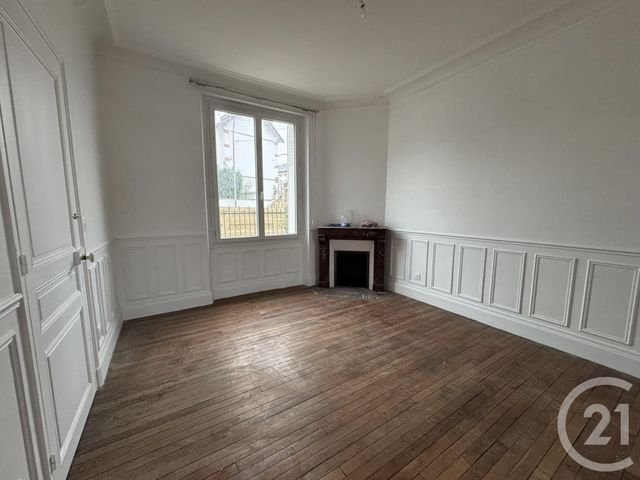 Maison &agrave; louer - 6 pi&egrave;ces - 129,80 m2 - Chartres - 28 - CENTRE