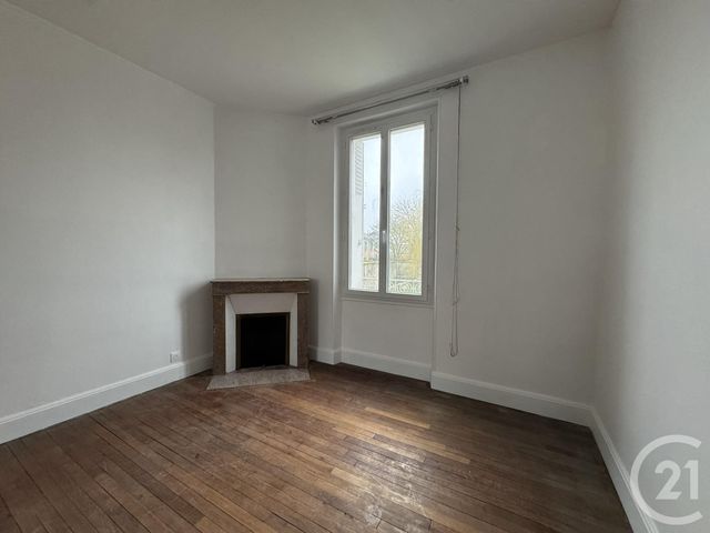 Maison &agrave; louer - 6 pi&egrave;ces - 129,80 m2 - Chartres - 28 - CENTRE