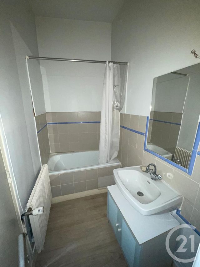 Appartement Studio &agrave; vendre - 1 pi&egrave;ce - 24,16 m2 - Chartres - 28 - CENTRE