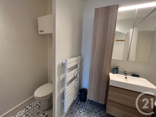 Appartement T2 &agrave; louer - 2 pi&egrave;ces - 43,26 m2 - Chartres - 28 - CENTRE