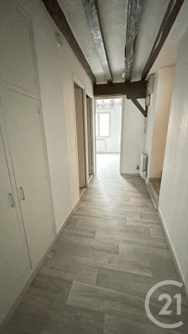 Appartement F2 &agrave; louer - 2 pi&egrave;ces - 45,91 m2 - Chartres - 28 - CENTRE