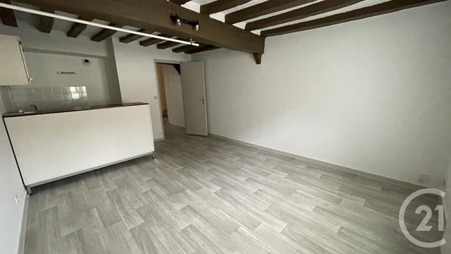 Appartement F2 &agrave; louer - 2 pi&egrave;ces - 45,91 m2 - Chartres - 28 - CENTRE