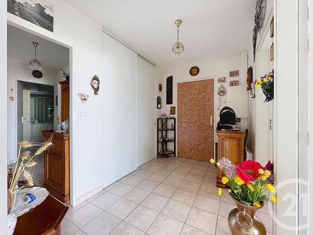 Appartement F3 &agrave; vendre - 3 pi&egrave;ces - 82,28 m2 - Chartres - 28 - CENTRE