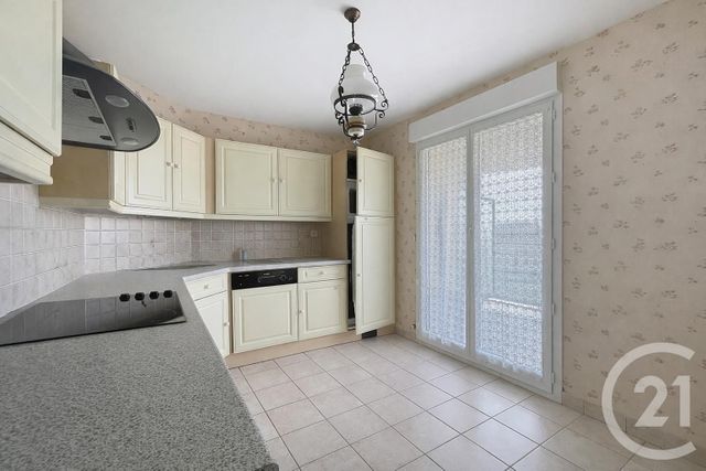 Appartement F3 &agrave; vendre - 3 pi&egrave;ces - 82,28 m2 - Chartres - 28 - CENTRE