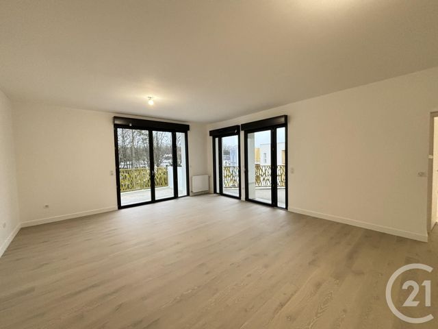 Appartement F5 &agrave; louer - 5 pi&egrave;ces - 122,57 m2 - Chartres - 28 - CENTRE